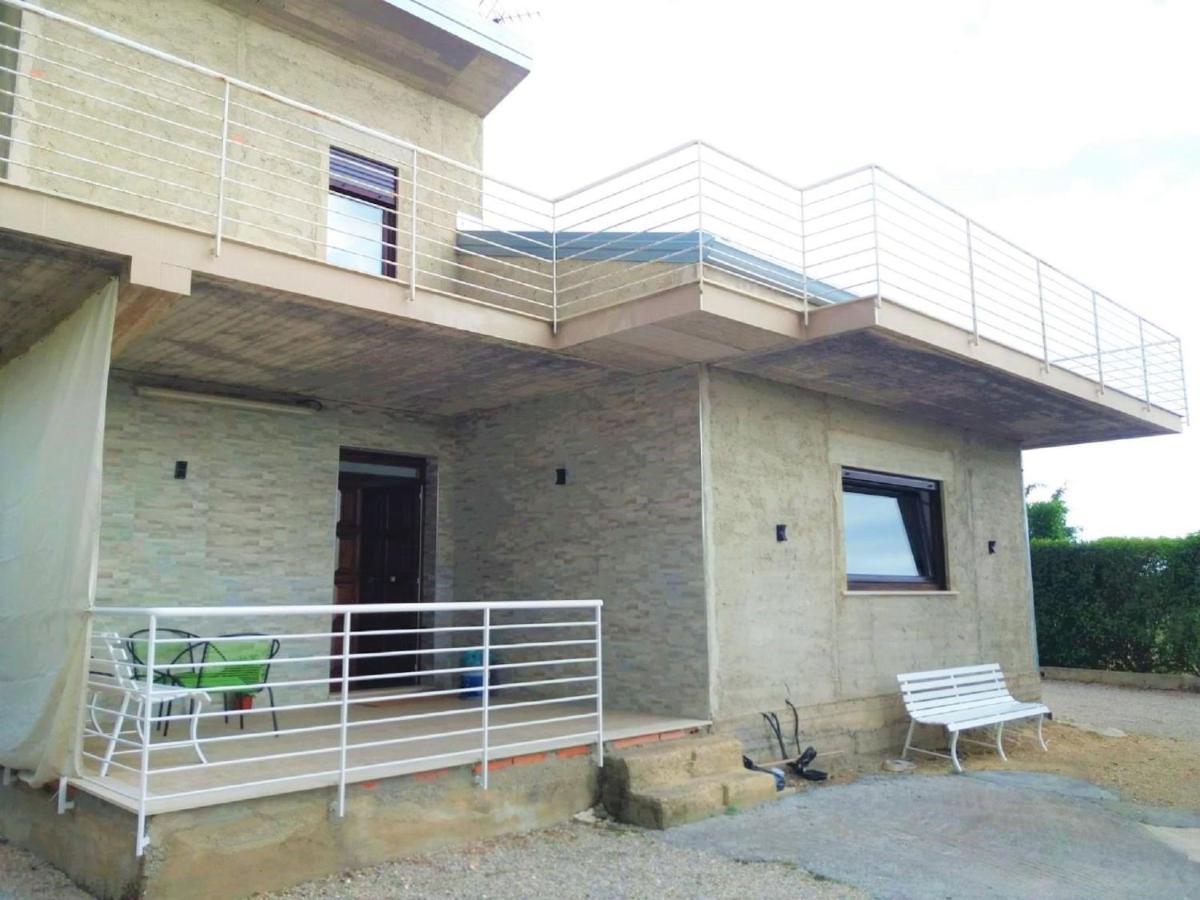 Belvilla By Oyo Modern Villa In Nissoria With Pool Exteriör bild